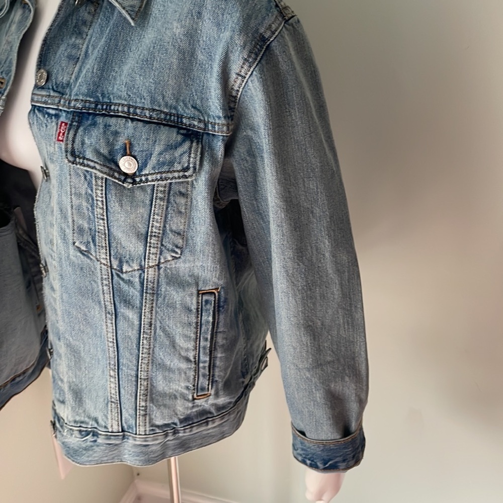 LEVI’S Big E Vintage Trucker Jean Jacket - Picture 6 of 11